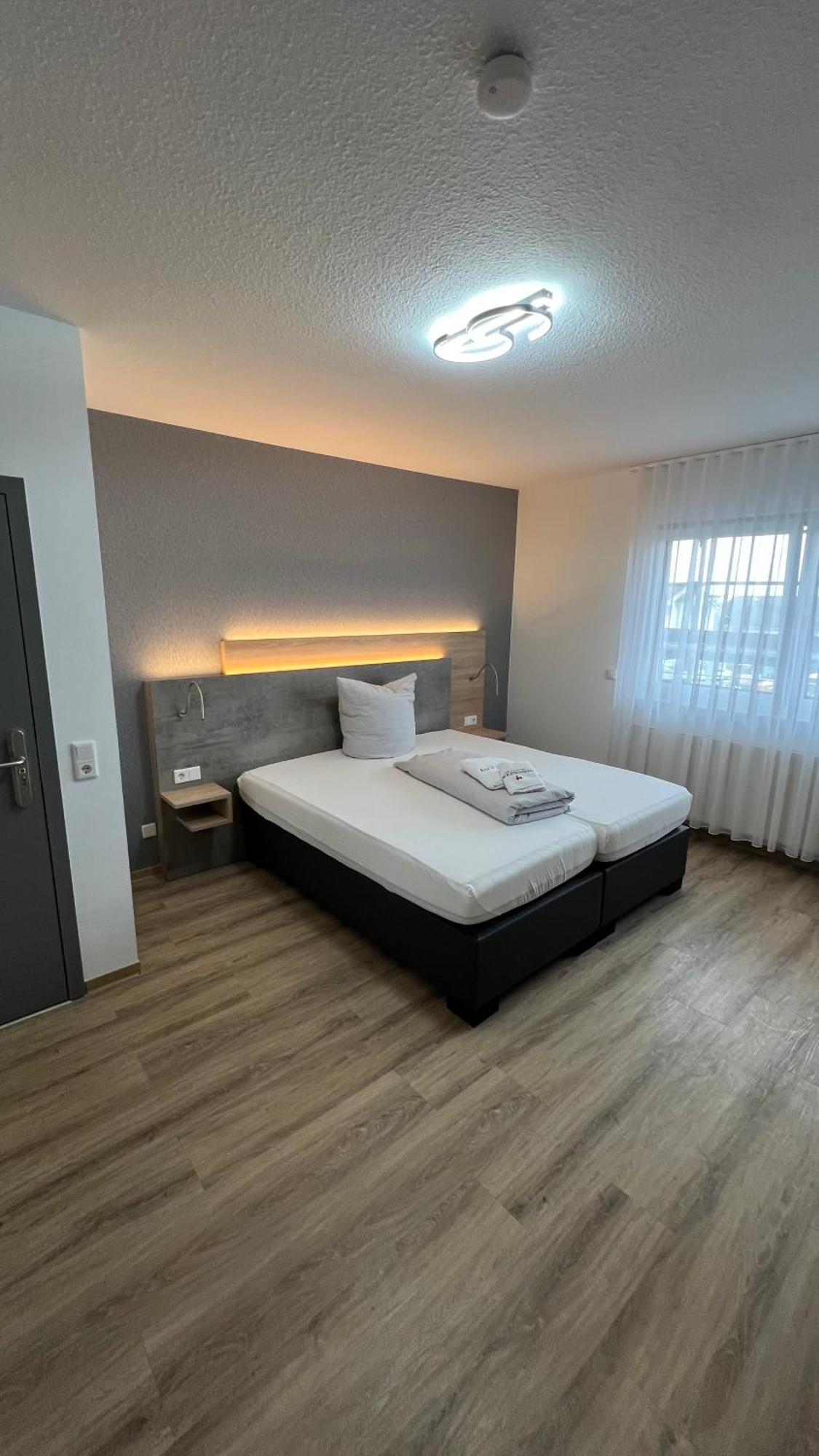 אלטן בוסק Hotel & Restaurant Am Kirschberg מראה חיצוני תמונה
