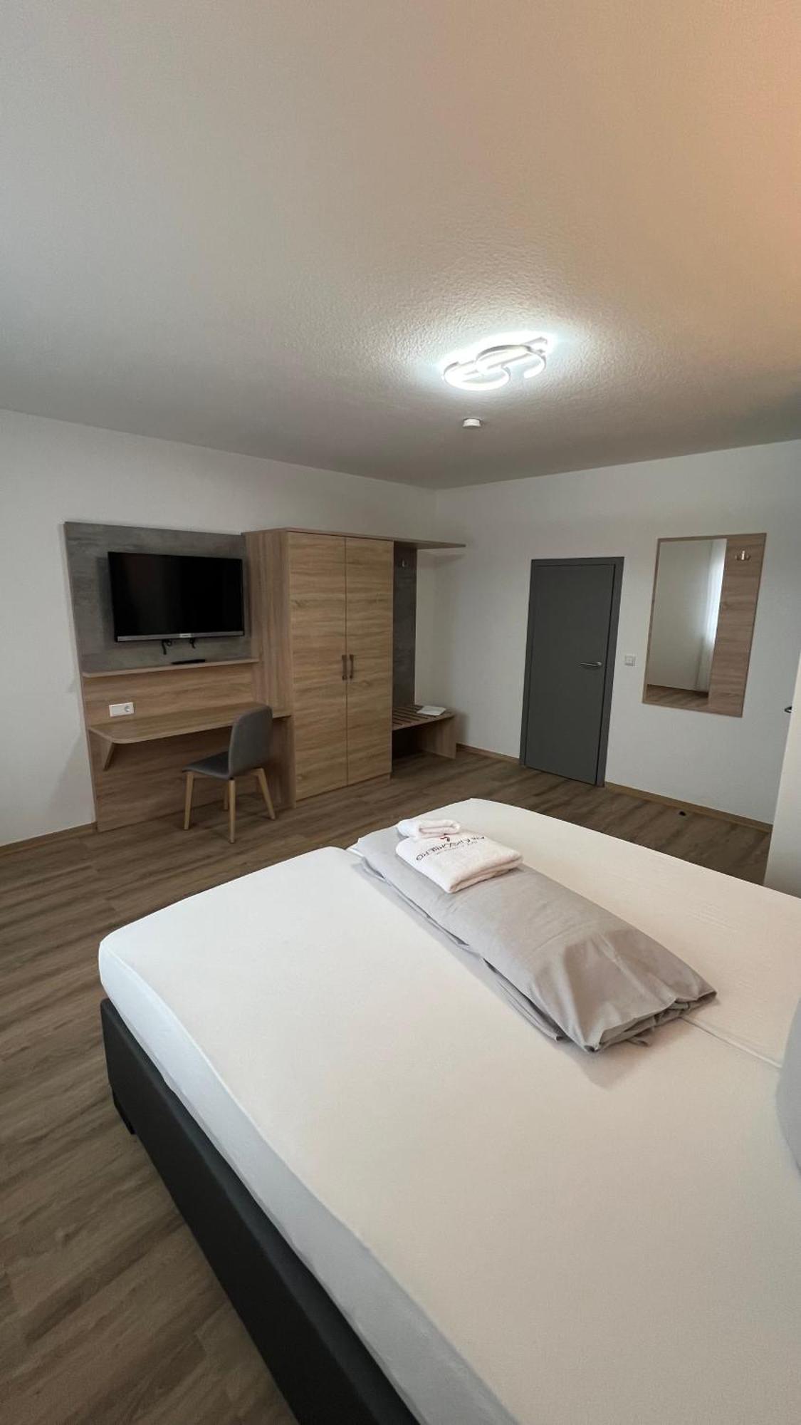אלטן בוסק Hotel & Restaurant Am Kirschberg מראה חיצוני תמונה