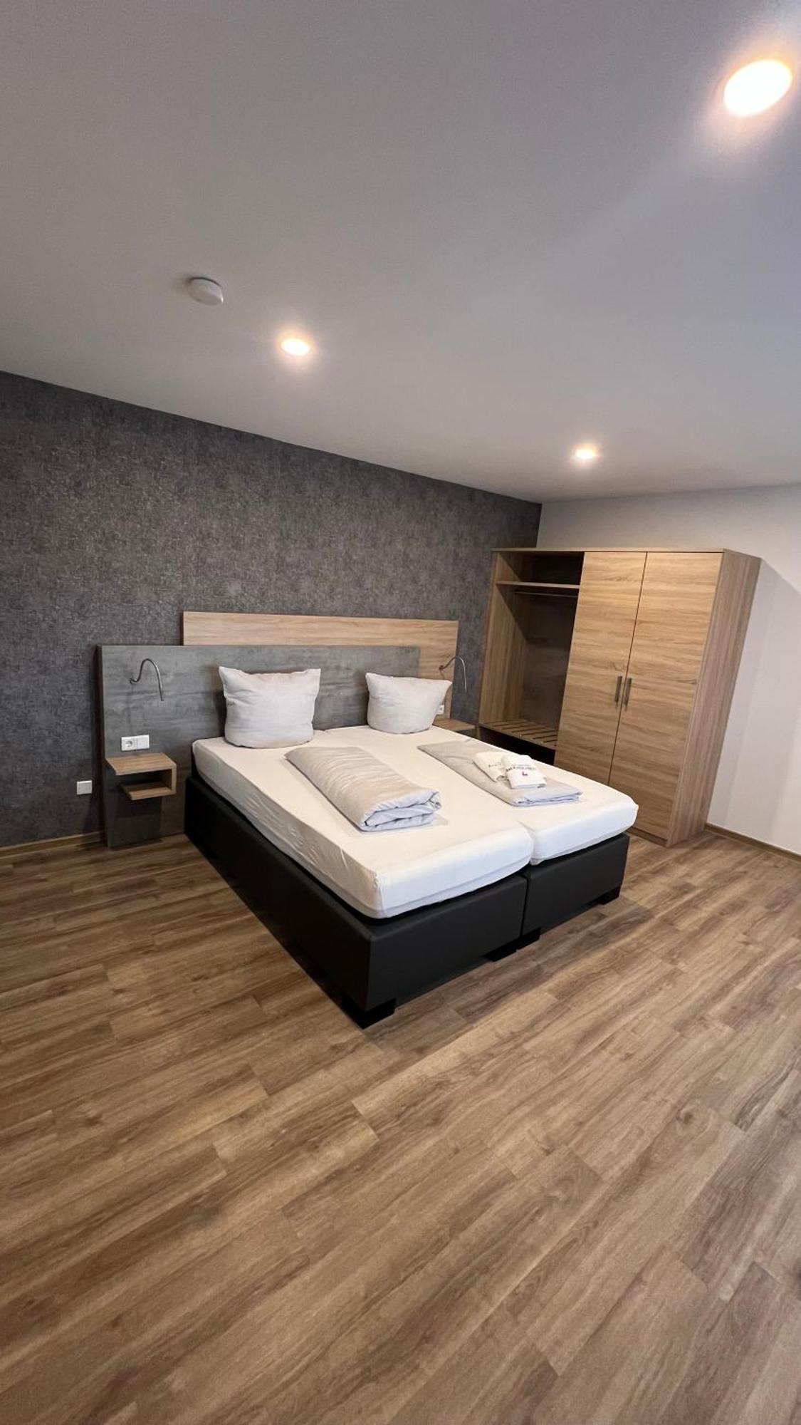 אלטן בוסק Hotel & Restaurant Am Kirschberg מראה חיצוני תמונה