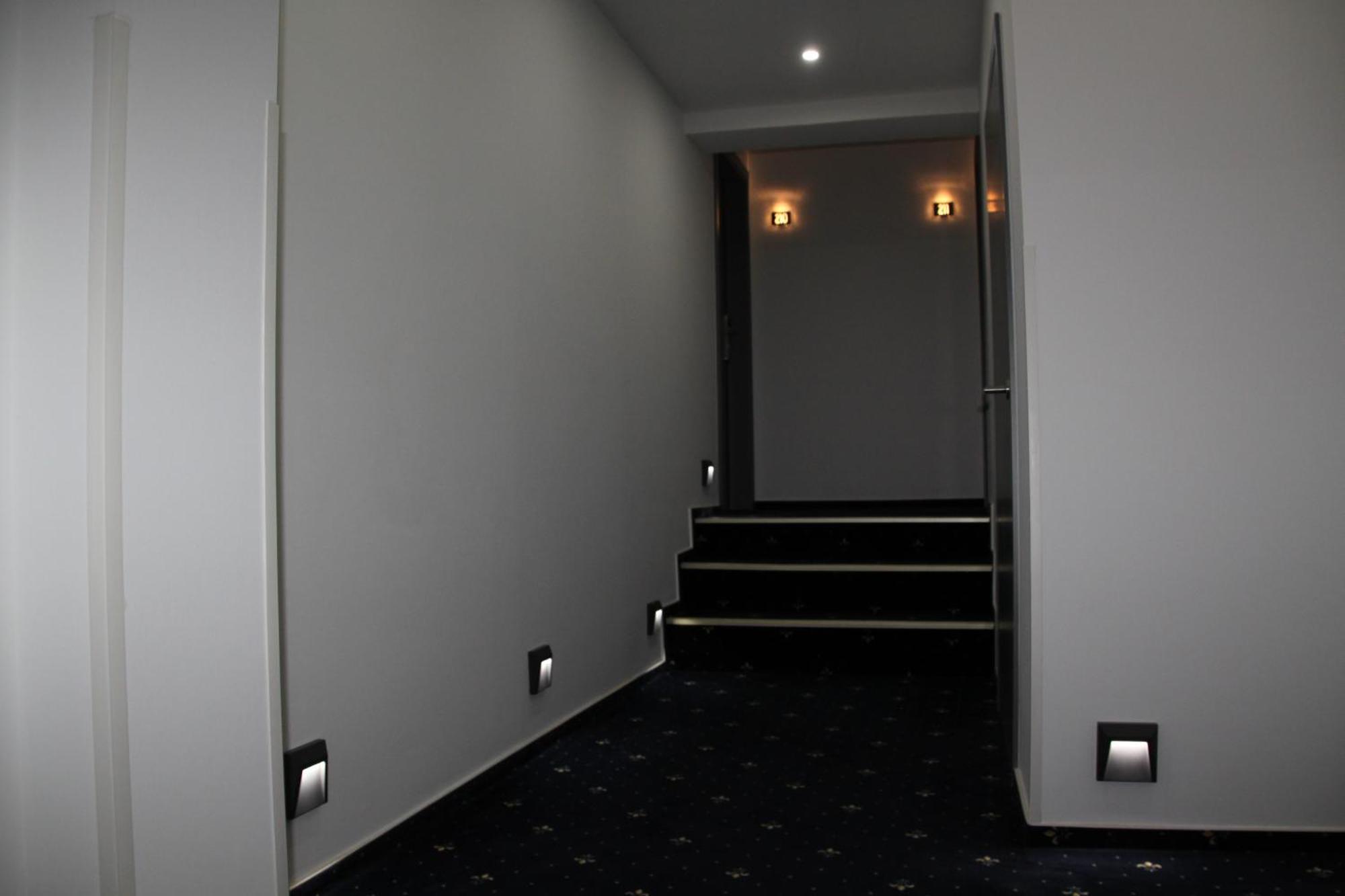 אלטן בוסק Hotel & Restaurant Am Kirschberg מראה חיצוני תמונה