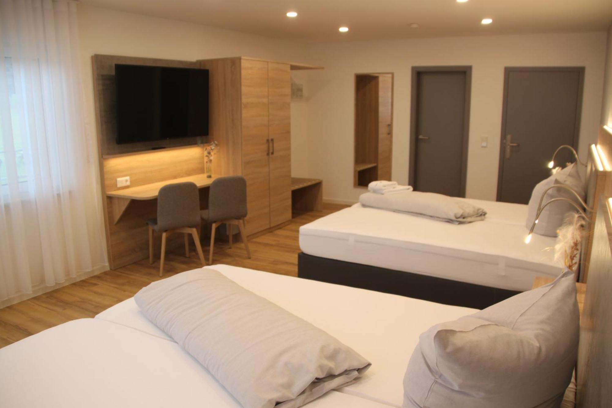 אלטן בוסק Hotel & Restaurant Am Kirschberg מראה חיצוני תמונה