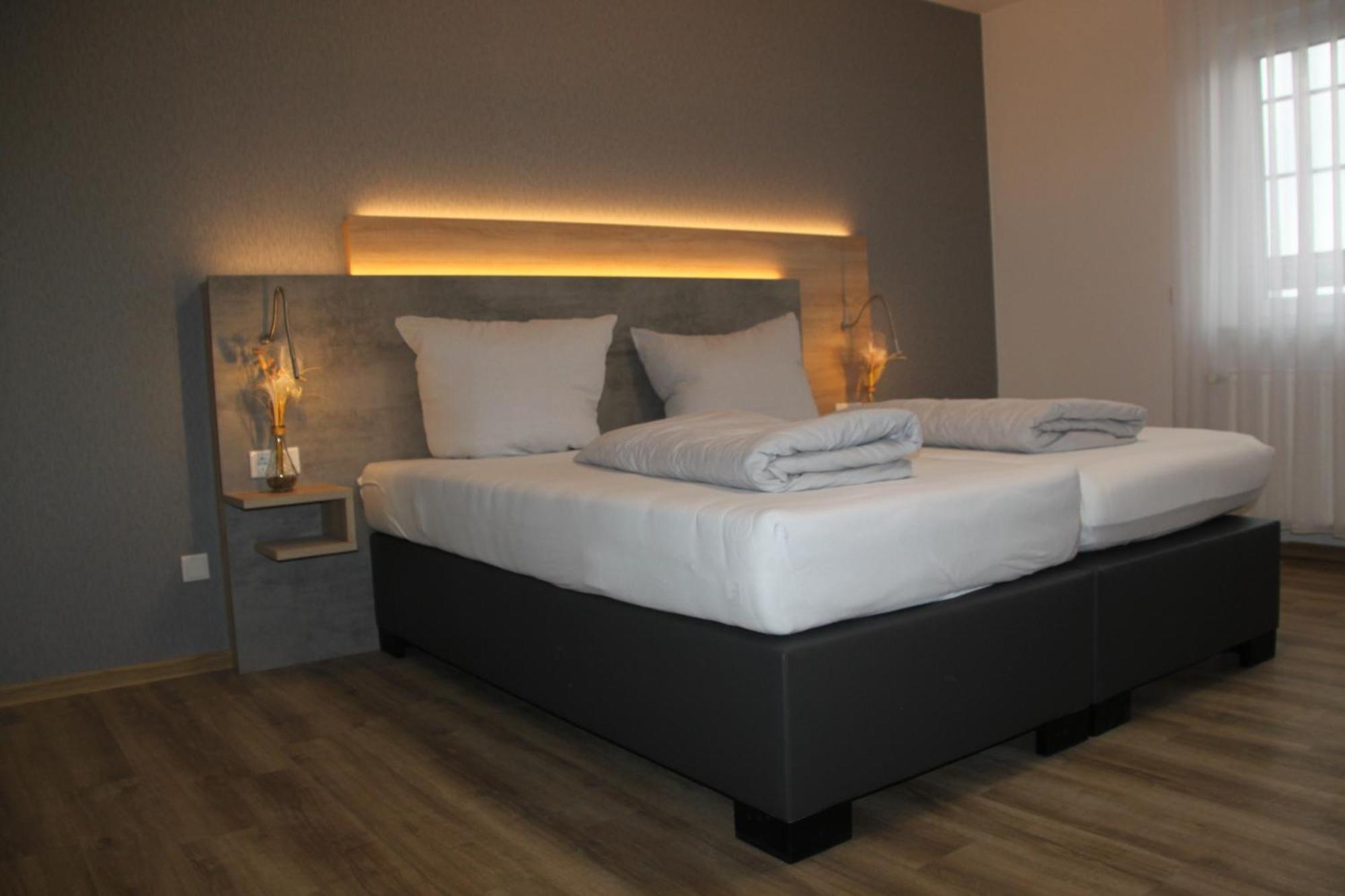 אלטן בוסק Hotel & Restaurant Am Kirschberg מראה חיצוני תמונה
