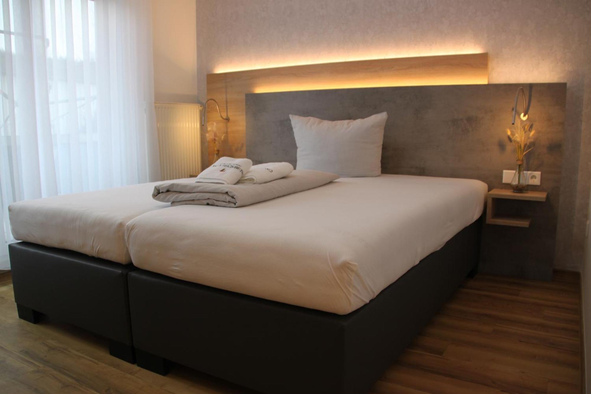 אלטן בוסק Hotel & Restaurant Am Kirschberg מראה חיצוני תמונה