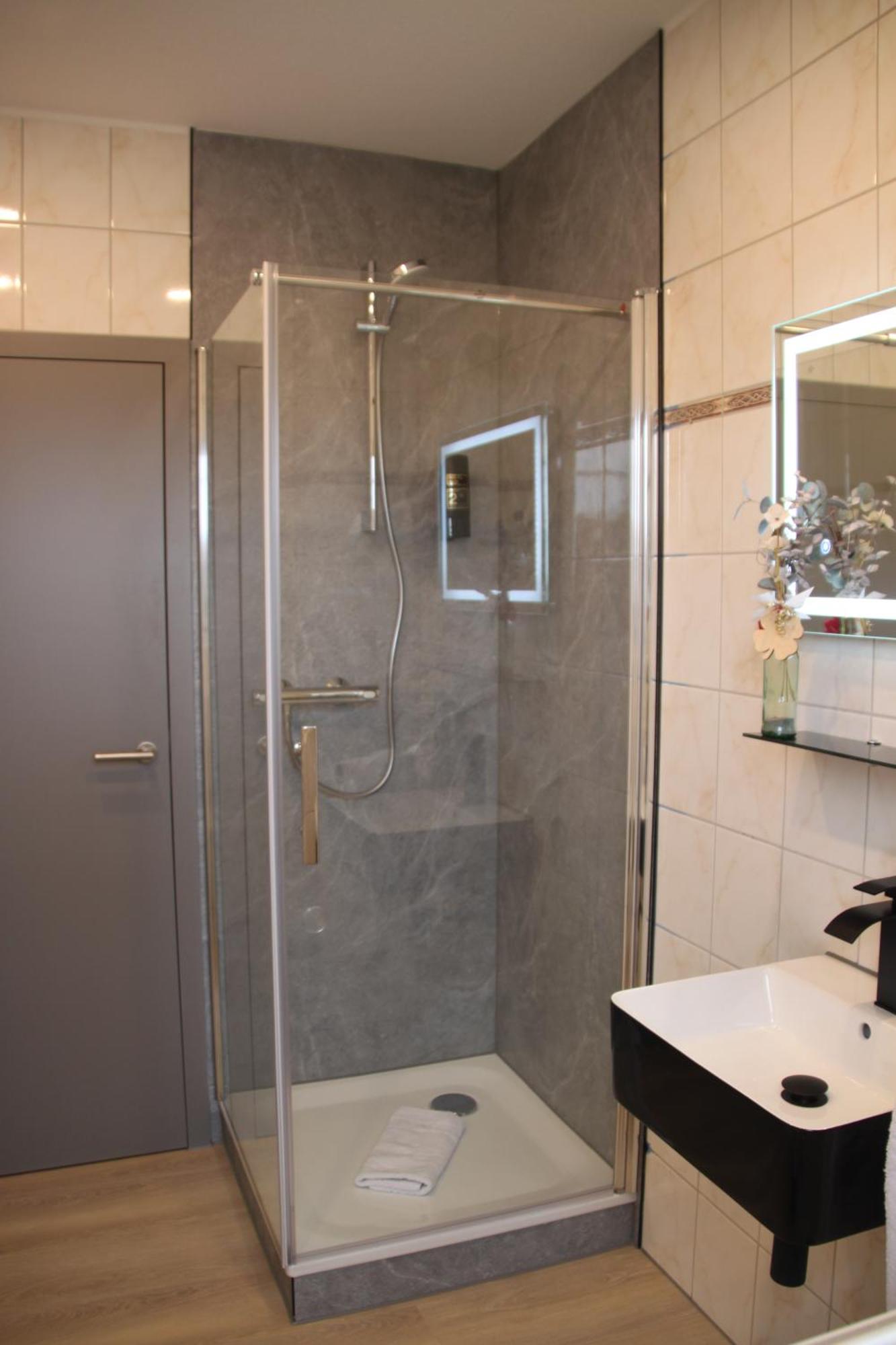 אלטן בוסק Hotel & Restaurant Am Kirschberg מראה חיצוני תמונה